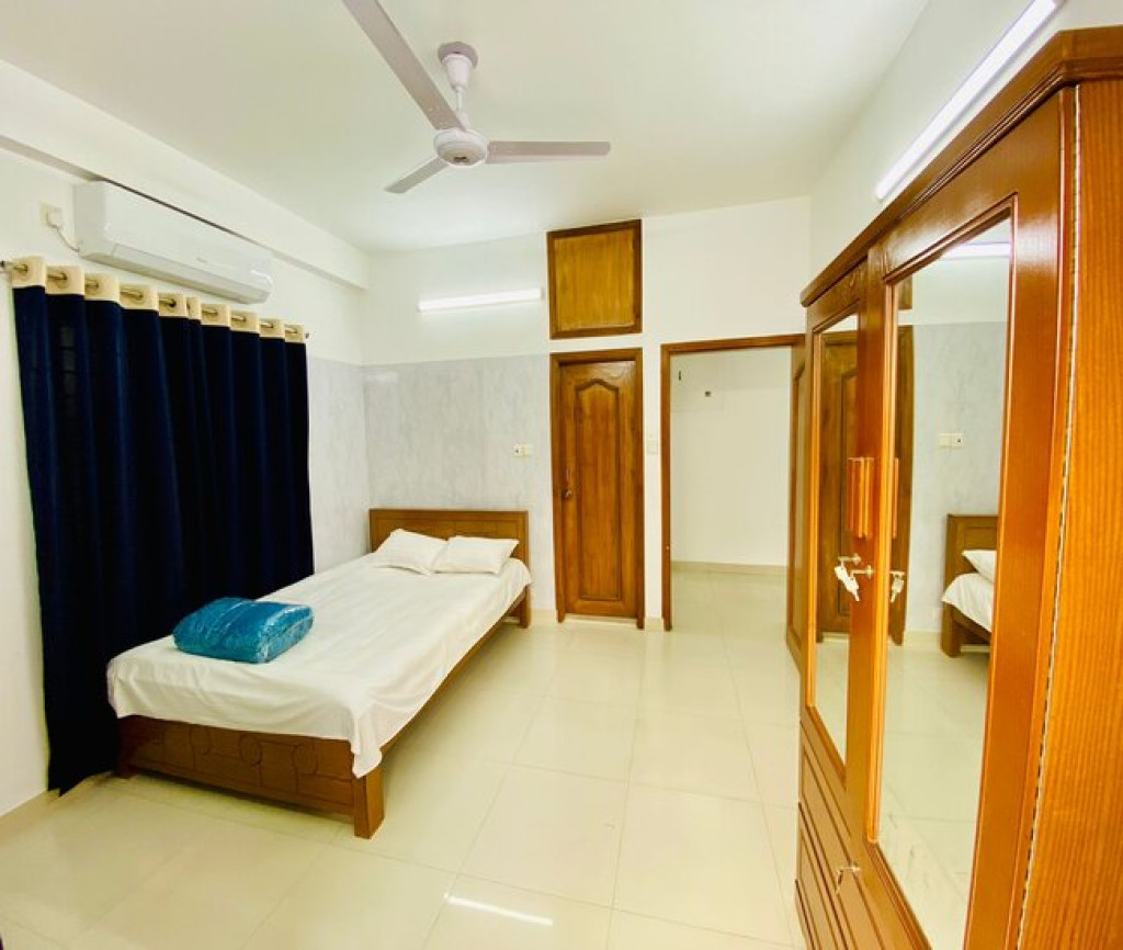 Luxurious 3-Bedroom Furnished Apartment for Long-Term Rent in BashundharaR/A