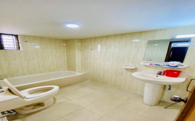 Gallery thumbnail Luxurious 3-Bedroom Furnished Apartment for Long-Term Rent in BashundharaR/A